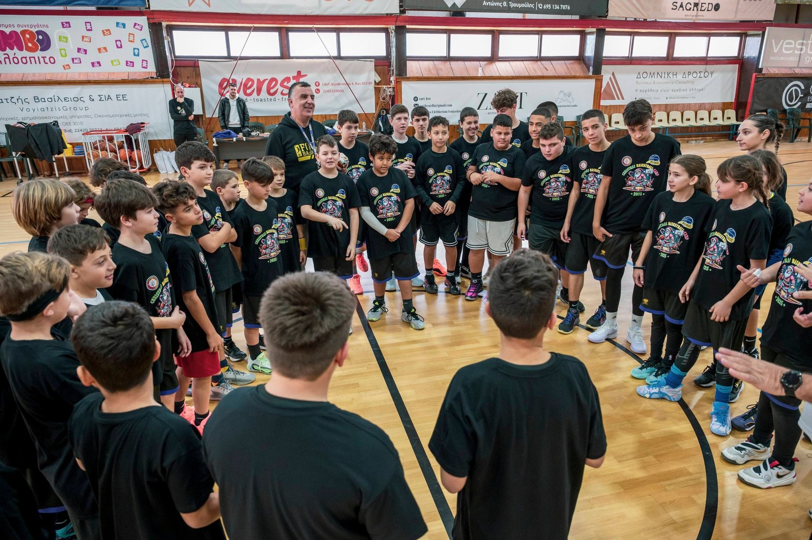 FOIVOS CHRISTMAS BASKETBALL CAMP